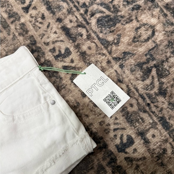 PTCL White Denim Shorts for Women SIZE 27 - Picture 5 of 12